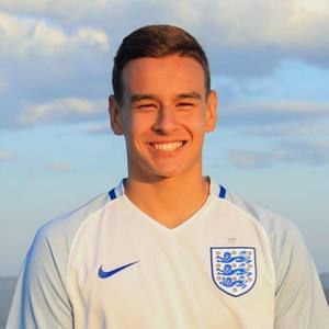 Meet your Posher, André